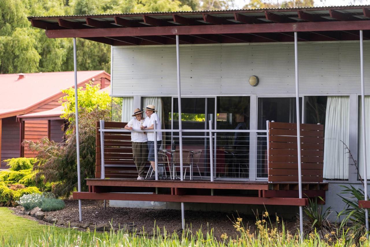 Tall Timbers Tasmania Aparthotel Smithton Exterior photo