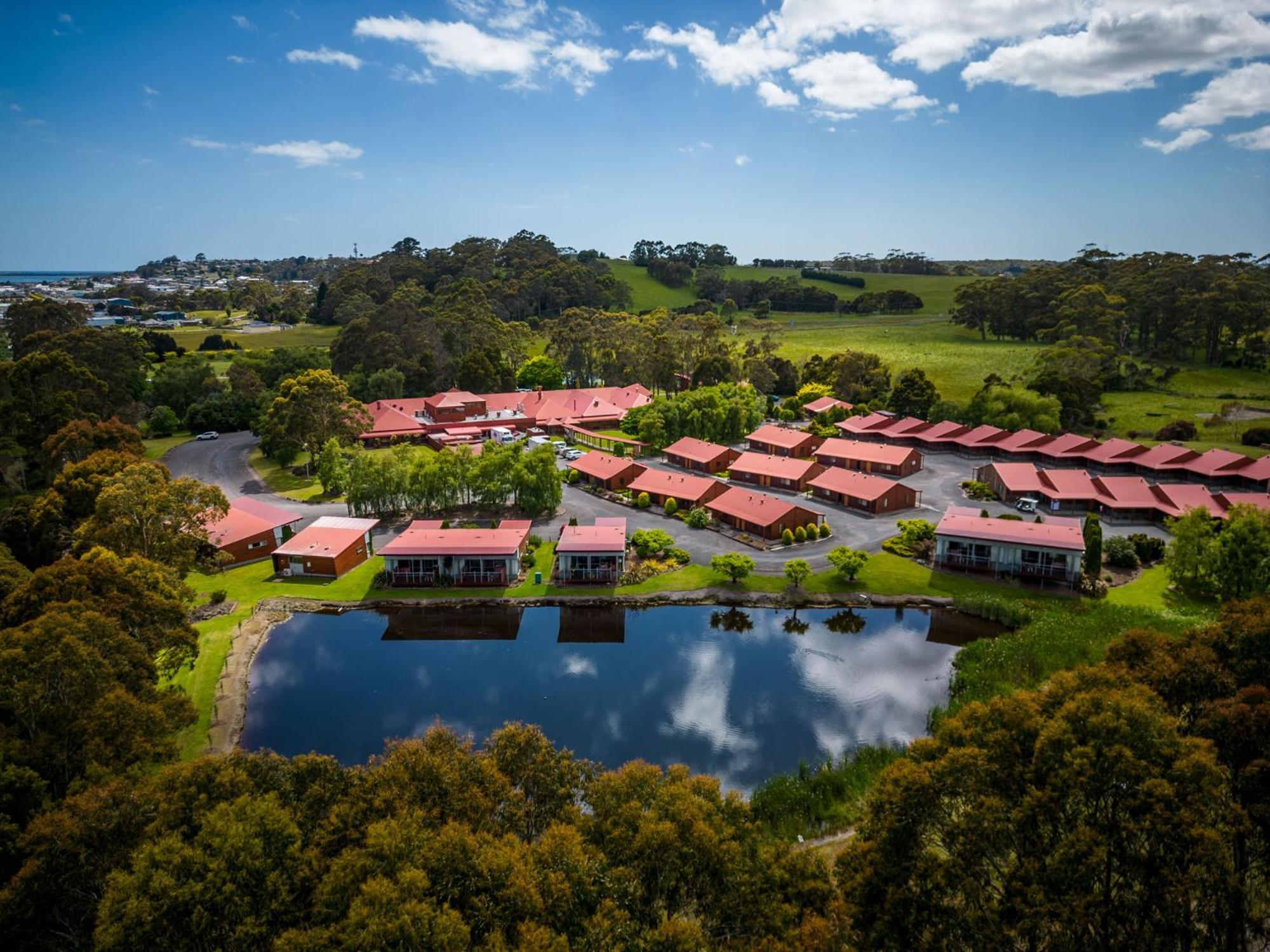 Tall Timbers Tasmania Aparthotel Smithton Exterior photo